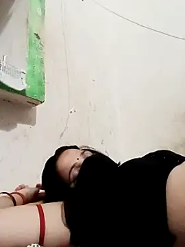 karishma_Bhabhi webcam