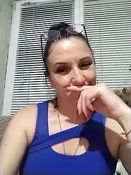 MillaMia45 webcam