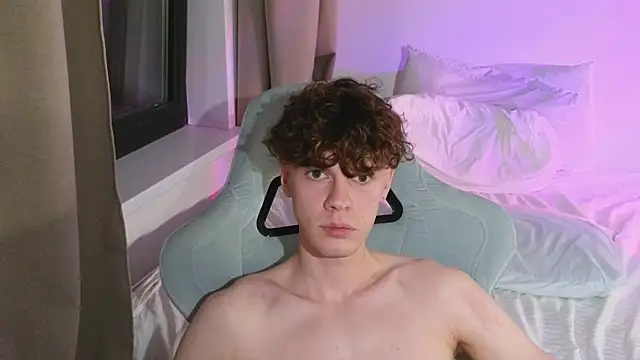cute_thomas webcam