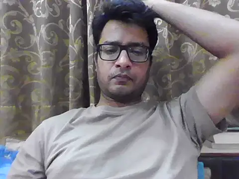 InnocentFlirtt webcam