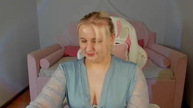LioraArdyn live sex cam