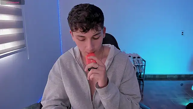 OLIVER_K webcam