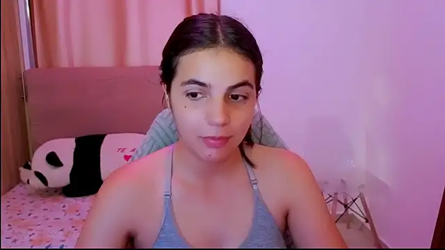 _elenna webcam
