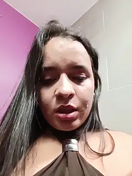 julieth_hot-69 - Julieth_hot-69's free webcam - UK Sex Cams