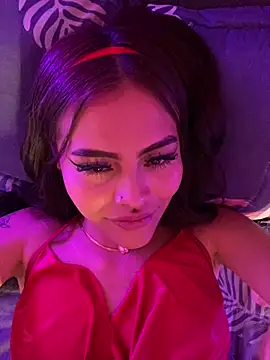 Cloe_pink1 webcam