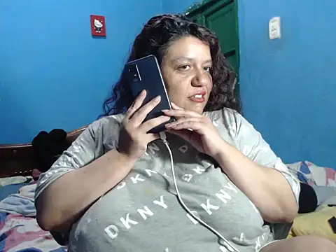 Lauren_baby webcam
