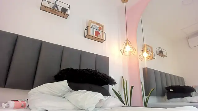 sam_doll_ webcam