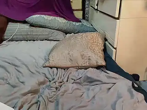 Christopher1024 webcam