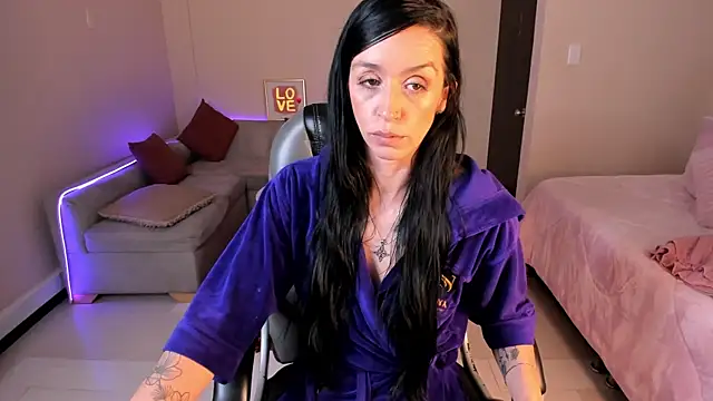 Kristen_Garner webcam