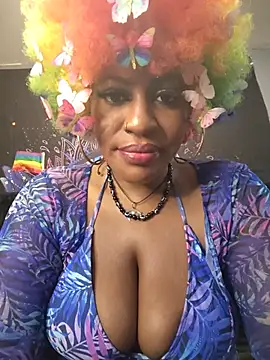 AmazonianMistress webcam