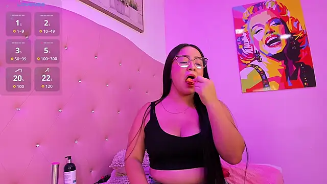 tinisweet webcam