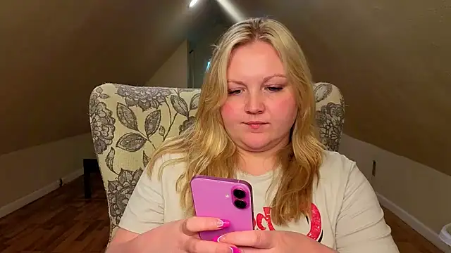 PhatAssBlond