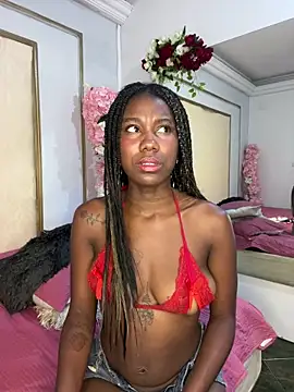 Roxxana-queen webcam