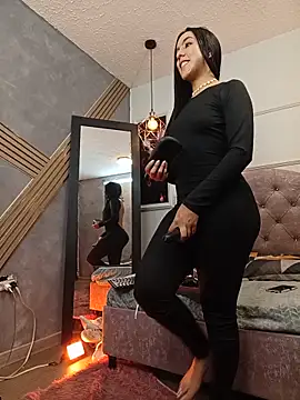 zoe_fit webcam