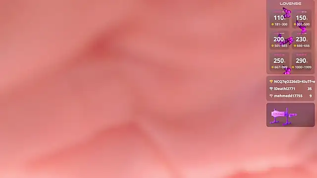 MAEVE_BOOBS webcam