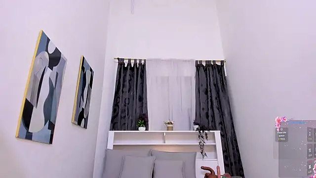 Mistt_Mia webcam