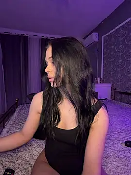 Olivia_Noor webcam