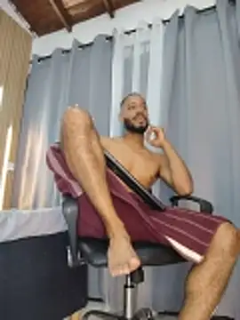 Oliver_bigblack_cock webcam