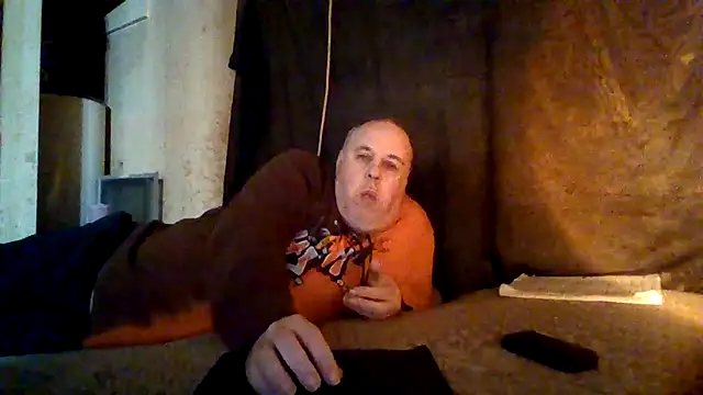 Nightshade1195 webcam