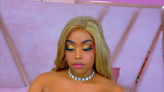 TiannahGlow webcam