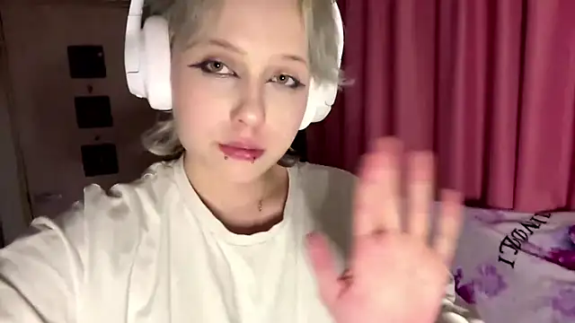 CuteLilit webcam