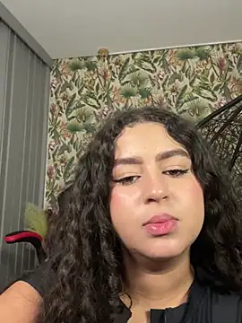 Abby_Zaf webcam