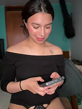 CocoaGigiMuse webcam