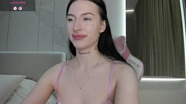 JenniferQueen11 webcam