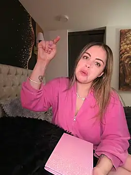  Alirawrz chat room