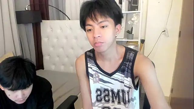 davincihugecock Live Webcam on Stripchat
