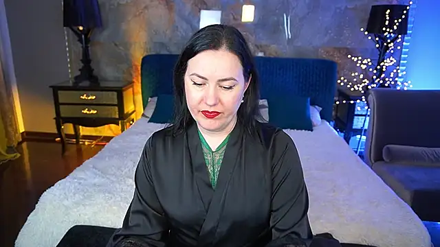 VelvetLuck webcam