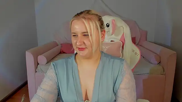 LioraArdyn webcam