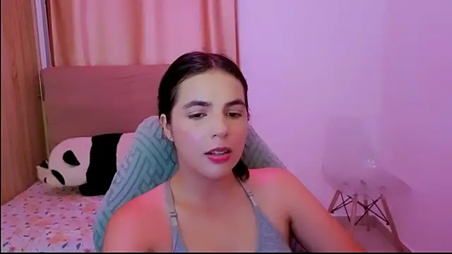 _elenna - _elenna's free webcam - UK Sex Cams