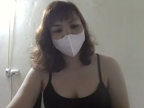 Angela-Eira webcam