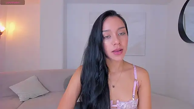 AmaliaCrus webcam