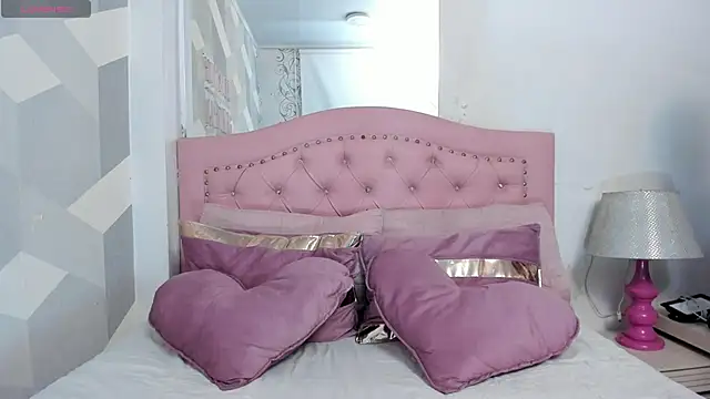 lindaacherry - LindaaCherry's free webcam - UK Sex Cams