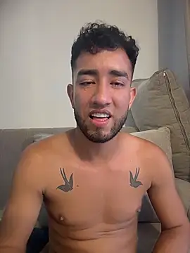 liam_bronw webcam