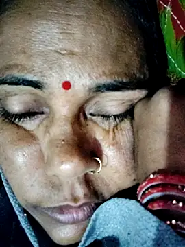 pooja750 - Pooja750's free webcam - UK Sex Cams