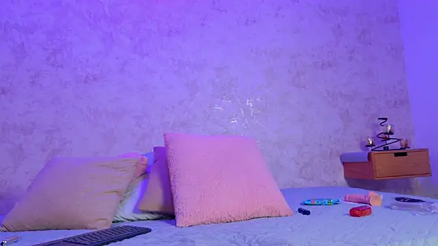 Mia_hill1 webcam
