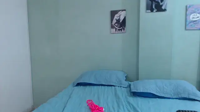adara_valentina webcam