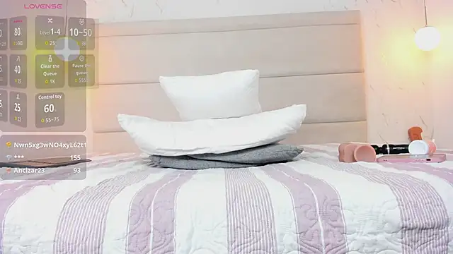 honeyannyy - Honeyannyy's free webcam - UK Sex Cams