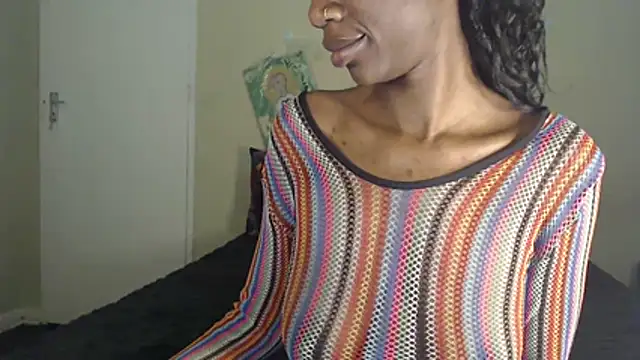 Blacktittiex02 webcam