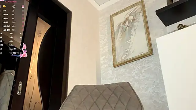 DreamyOlivia webcam