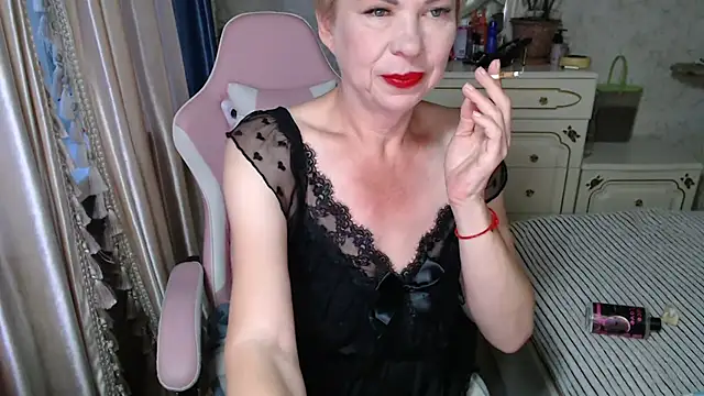 sexylena77777 - SexyLena77777's free webcam - UK Sex Cams