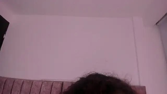 Dahlia_rossee webcam