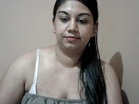 bellachow10 webcam