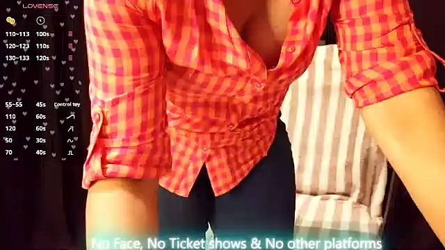 Anu__Reddy webcam