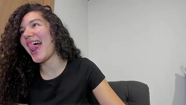 MiaRouseex webcam