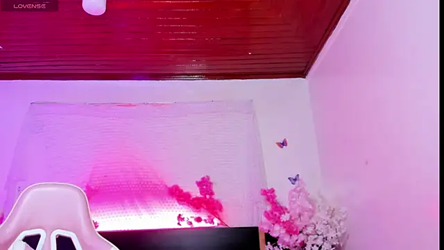 emma_ayala webcam