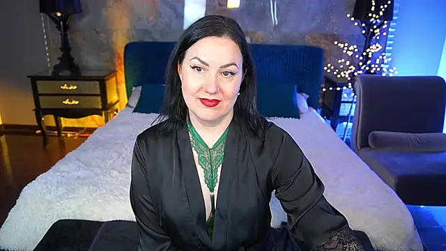 VelvetLuck webcam